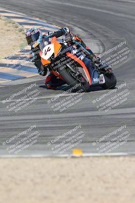 media/Nov-16-2025-Race Pace (Sun) [[8c5fa54630]]/Verified Riders/1-Turns 9 and 10 (925am)/